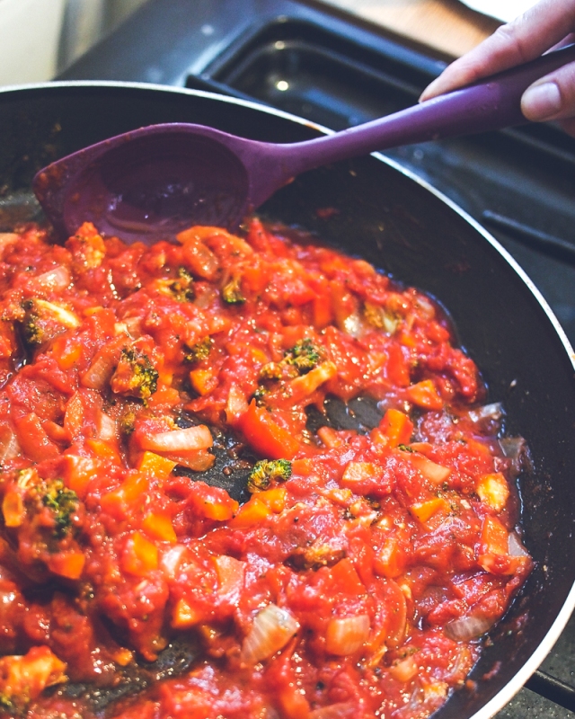 hidden veg tomato sauce